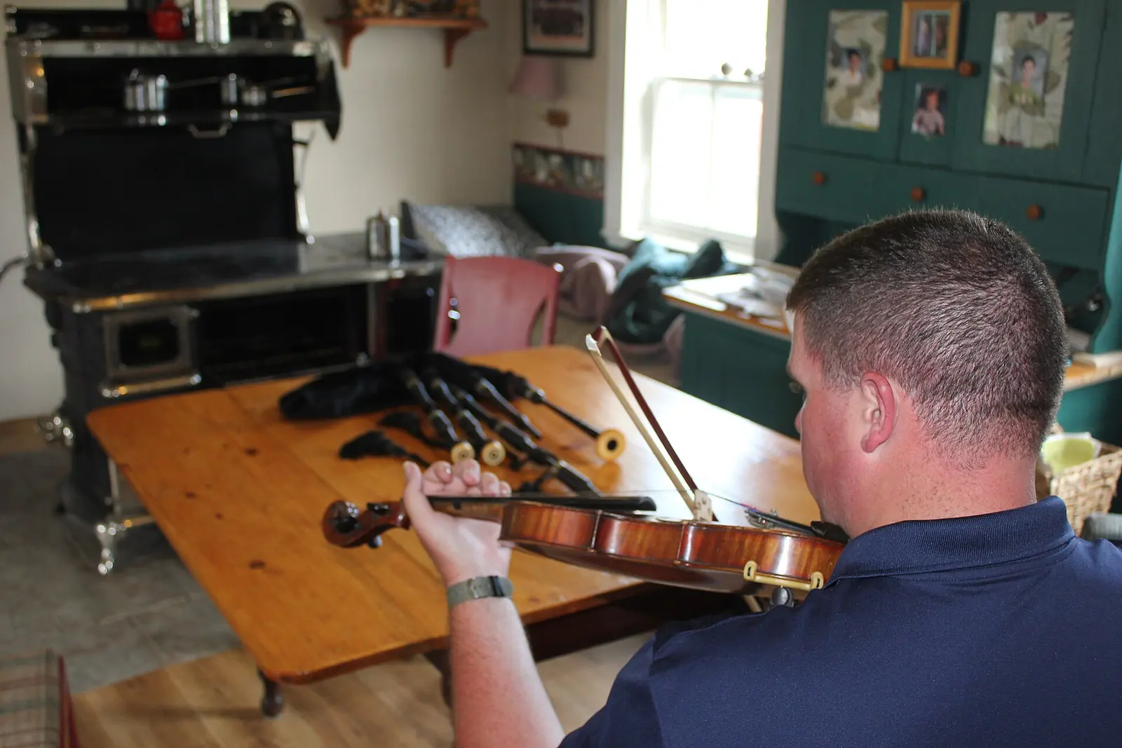 Cape Breton fiddling in Dingwall